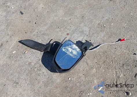 2017 Toyota Rav4 Xle z USA, uszkodzony, nr VIN 2T3RFREV4HW679325